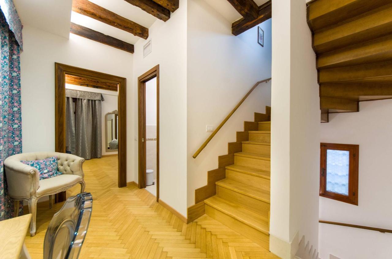 Residenza La Torretta Apartment Venesia Bagian luar foto