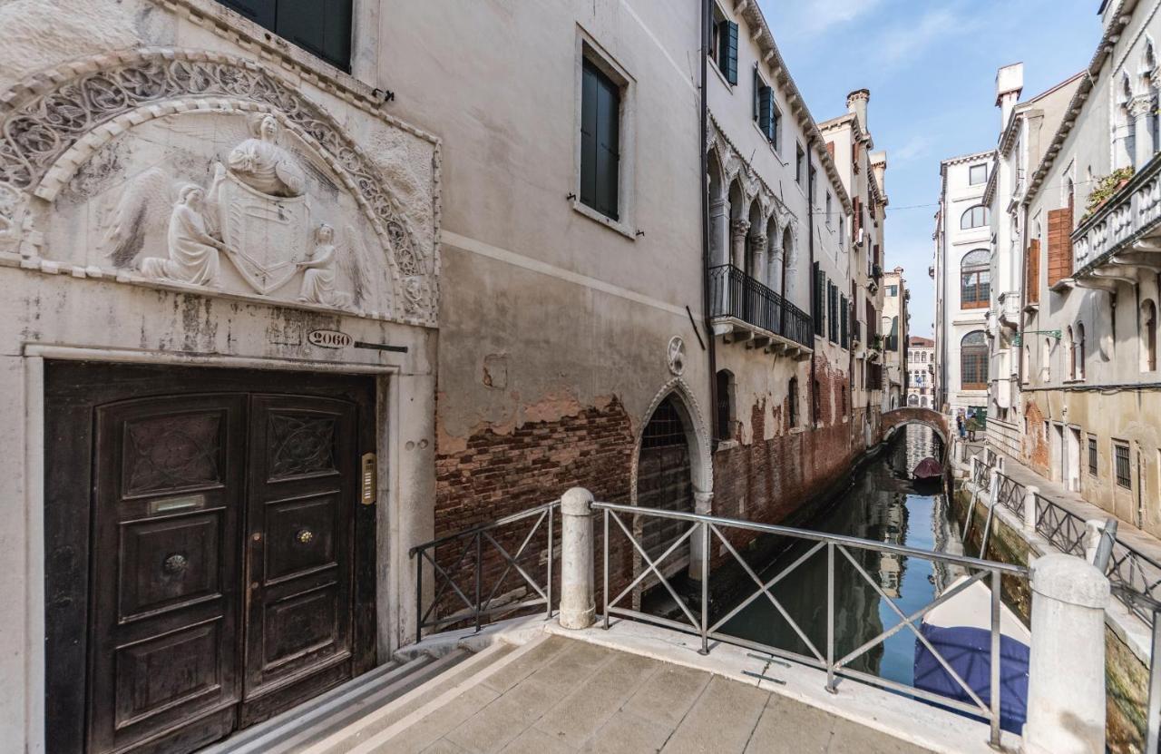 Residenza La Torretta Apartment Venesia Bagian luar foto